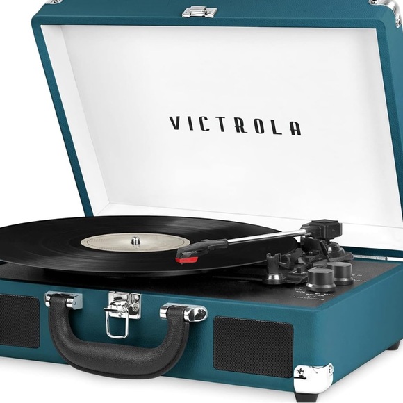 Bluetooth compatible, Victrola record player.. - Picture 1 of 6